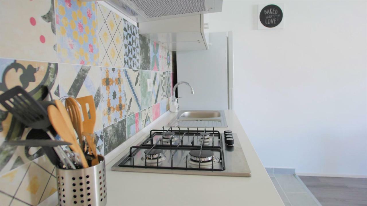 Dollar Apartment